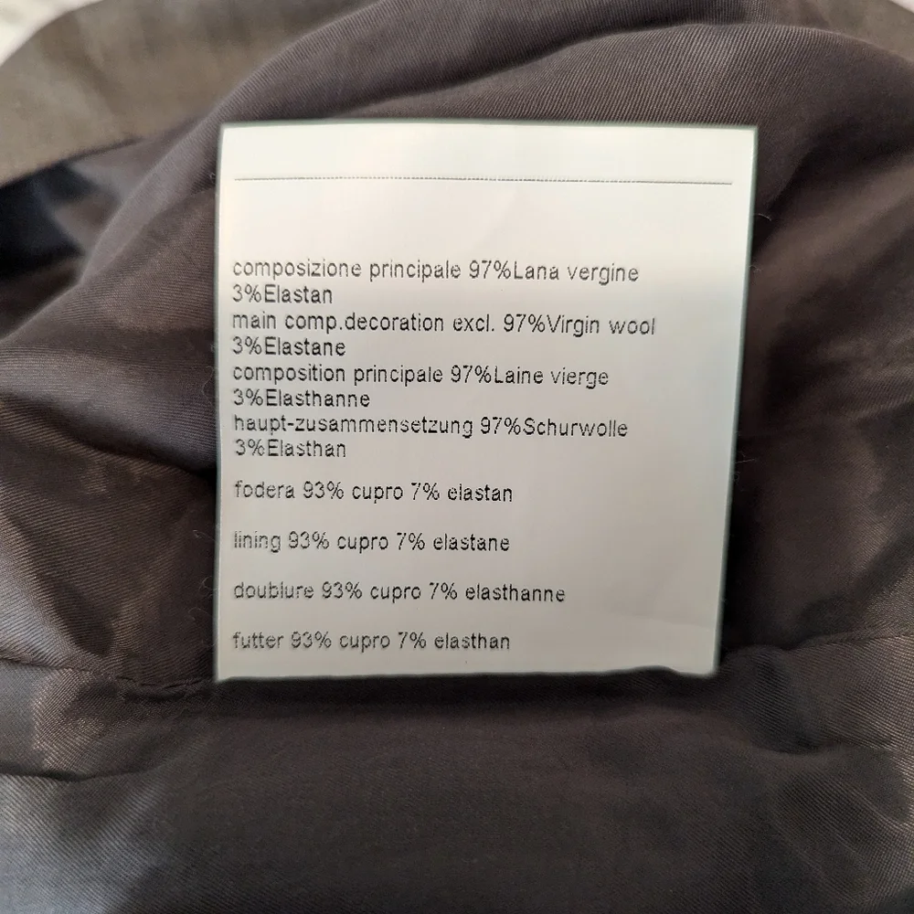 Piazza Sempione Pencil Skirt, size 6 - Picture 6 of 7